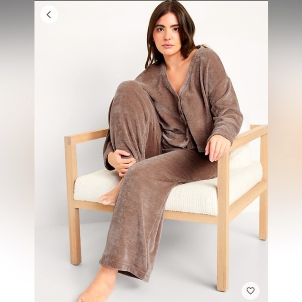 Old Navy Cozy Chenille Button Down Top & Pants Lounge Set